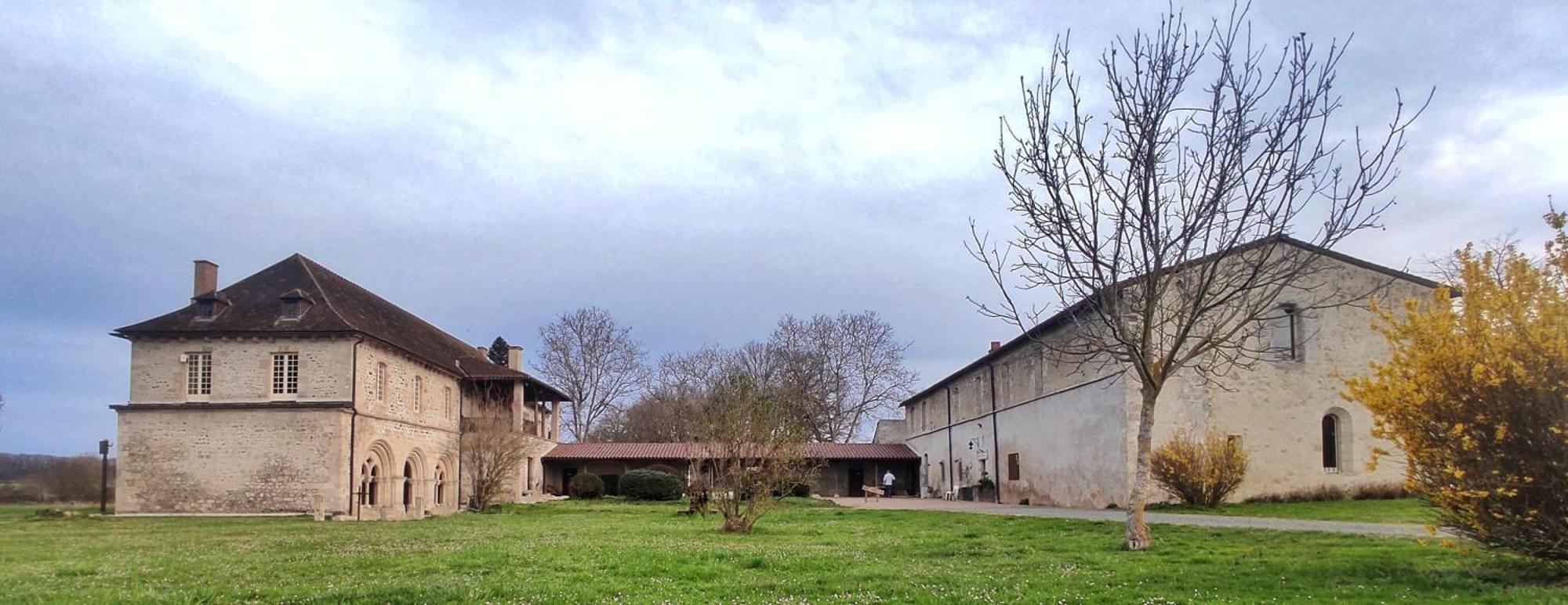 Bed and Breakfast Abbaye Saint Gilbert Экстерьер фото